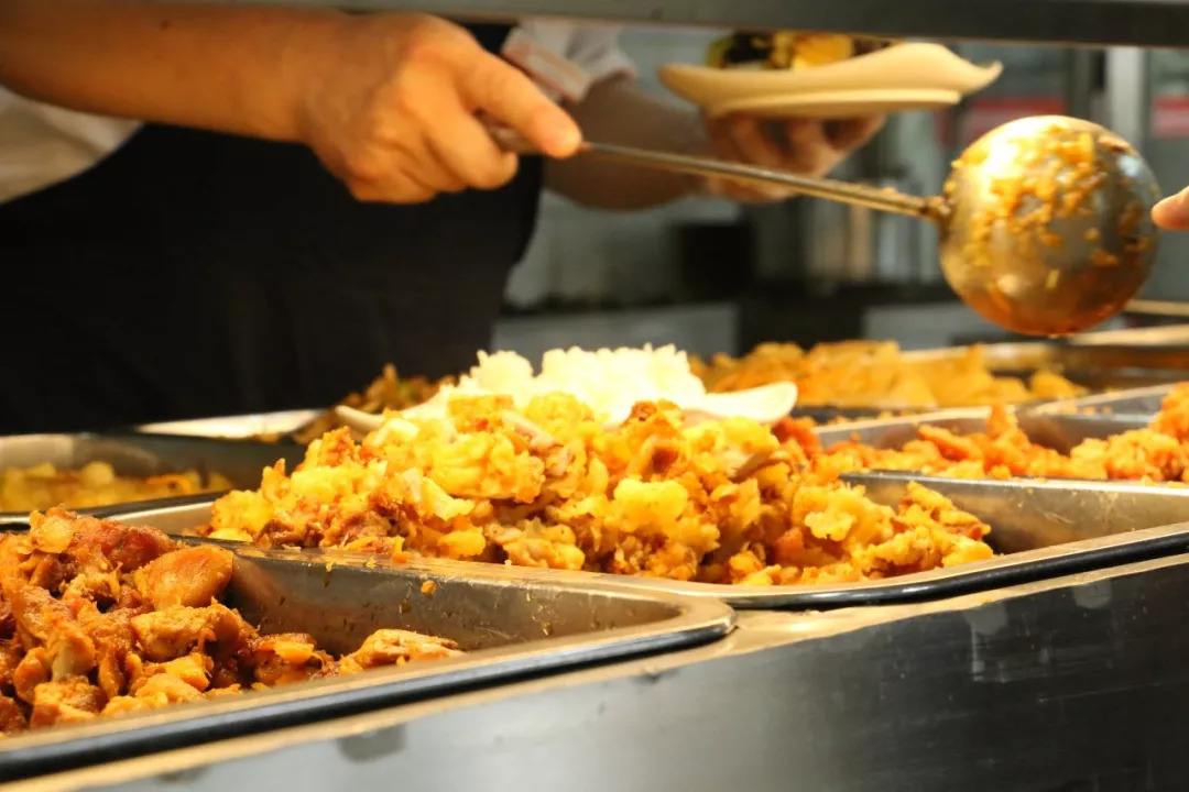 食堂卫生事件频发！最近的食堂都怎么了？