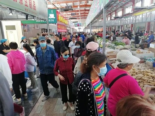 望隆购物广场步行街.jpg